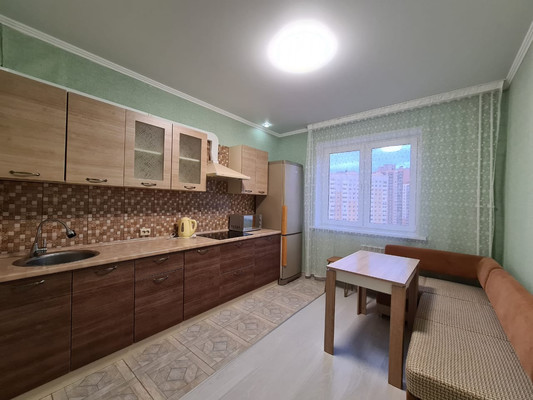 Продам однокомнатную (1-комн.) квартиру, Королёва пр-кт, 69, Санкт-Петербург г