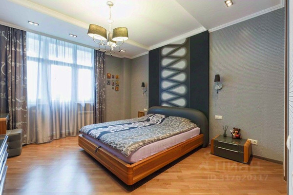 Продам трехкомнатную (3-комн.) квартиру, Севастопольский пр-кт, 28к8, Москва г