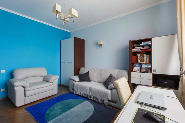 Продам трехкомнатную (3-комн.) квартиру, Севастопольский пр-кт, 28к8, Москва г