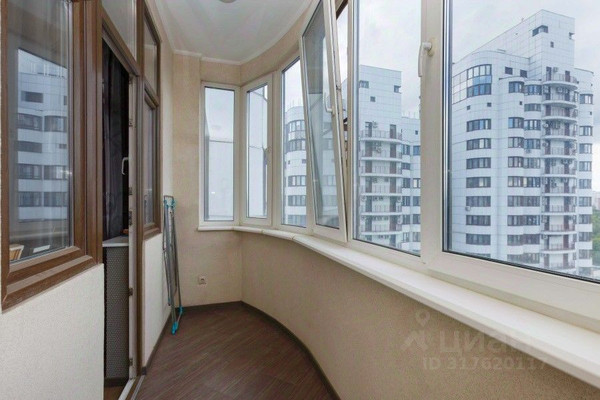 Продам трехкомнатную (3-комн.) квартиру, Севастопольский пр-кт, 28к8, Москва г