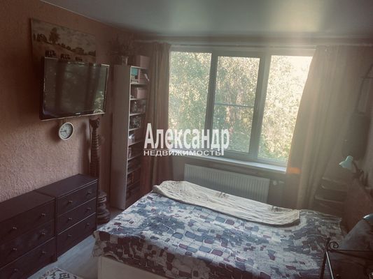 Продам двухкомнатную (2-комн.) квартиру, Альпийский пер, 11к1, Санкт-Петербург г