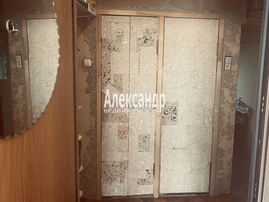Продам двухкомнатную (2-комн.) квартиру, Альпийский пер, 11к1, Санкт-Петербург г