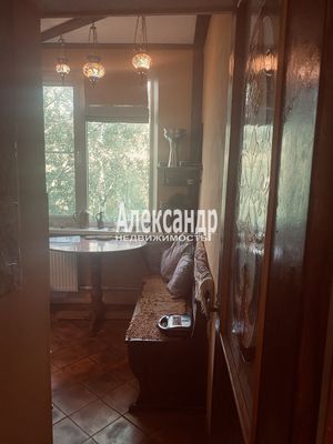 Продам двухкомнатную (2-комн.) квартиру, Альпийский пер, 11к1, Санкт-Петербург г