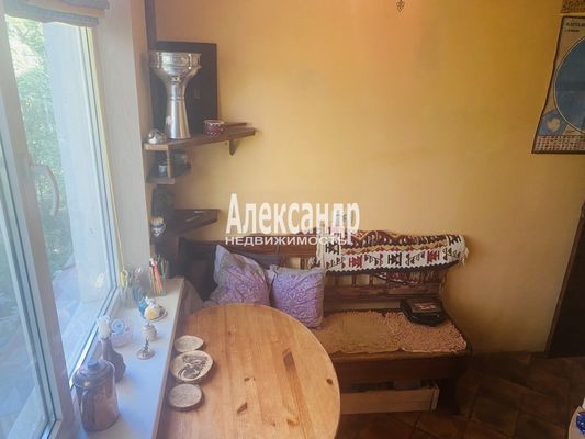 Продам двухкомнатную (2-комн.) квартиру, Альпийский пер, 11к1, Санкт-Петербург г