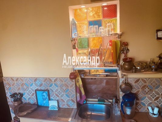 Продам двухкомнатную (2-комн.) квартиру, Альпийский пер, 11к1, Санкт-Петербург г