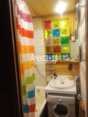 Продам двухкомнатную (2-комн.) квартиру, Альпийский пер, 11к1, Санкт-Петербург г