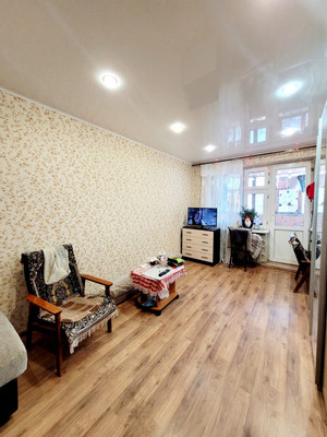 Продам однокомнатную (1-комн.) квартиру, Академика Сахарова ул, 27, Казань г
