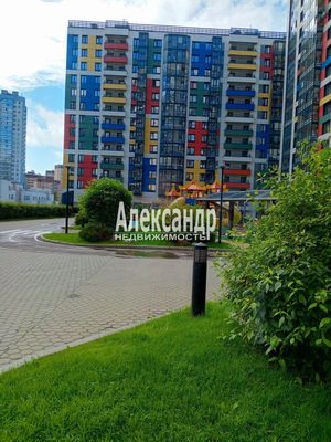 Продам двухкомнатную (2-комн.) квартиру, Оптиков ул, 34к1, Санкт-Петербург г