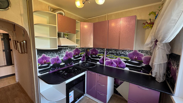 Продам двухкомнатную (2-комн.) квартиру, Энергетиков ул, 50, Челябинск г
