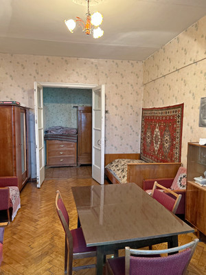 Продам трехкомнатную (3-комн.) квартиру, Люсиновская ул, 53, Москва г