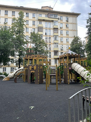 Продам трехкомнатную (3-комн.) квартиру, Люсиновская ул, 53, Москва г