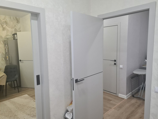 Продам трехкомнатную (3-комн.) квартиру, Первомайская ул, 22, Шушары п