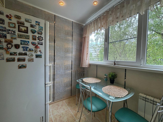 Продам двухкомнатную (2-комн.) квартиру, Генерала Симоняка ул, 15а, Санкт-Петербург г