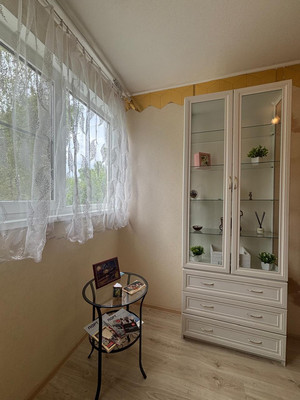 Продам двухкомнатную (2-комн.) квартиру, Генерала Симоняка ул, 15а, Санкт-Петербург г