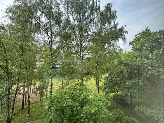 Продам двухкомнатную (2-комн.) квартиру, Генерала Симоняка ул, 15а, Санкт-Петербург г