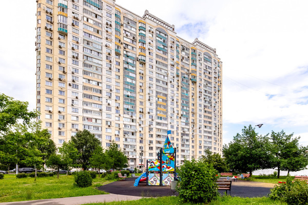 Продам двухкомнатную (2-комн.) квартиру, Васильцовский Стан ул, 10к1, Москва г