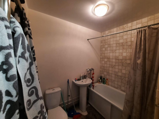 Продам двухкомнатную (2-комн.) квартиру, Платона Кляты ул, 25, Ростов-на-Дону г