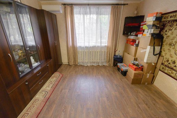 Продам однокомнатную (1-комн.) квартиру, Таганрогская ул, 149/1, Ростов-на-Дону г