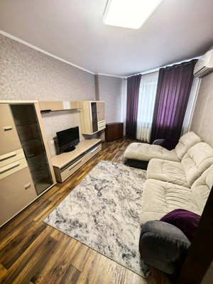 Сдам трехкомнатную (3-комн.) квартиру, Катукова ул, 28, Липецк г