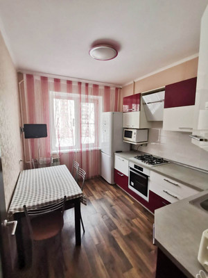 Сдам трехкомнатную (3-комн.) квартиру, Катукова ул, 28, Липецк г