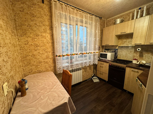 Продам двухкомнатную (2-комн.) квартиру, Подольская ул, 7, Северово д