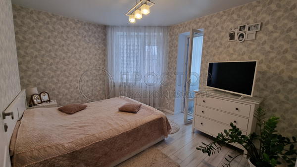 Продам однокомнатную (1-комн.) квартиру, Осташковское ш, 22к2, Болтино д