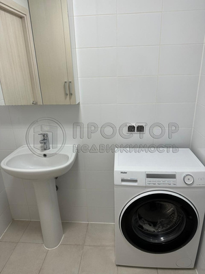 Продам трехкомнатную (3-комн.) квартиру, Люблинская ул, 78к2, Москва г