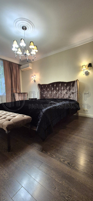 Продам трехкомнатную (3-комн.) квартиру, Маршала Жукова пр-кт, 17к1, Москва г