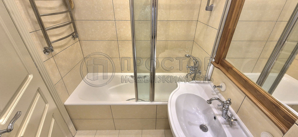Продам трехкомнатную (3-комн.) квартиру, Маршала Жукова пр-кт, 17к1, Москва г