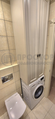 Продам трехкомнатную (3-комн.) квартиру, Маршала Жукова пр-кт, 17к1, Москва г