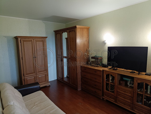 Продам многокомнатную квартиру, Загорьевская ул, 21к1, Москва г