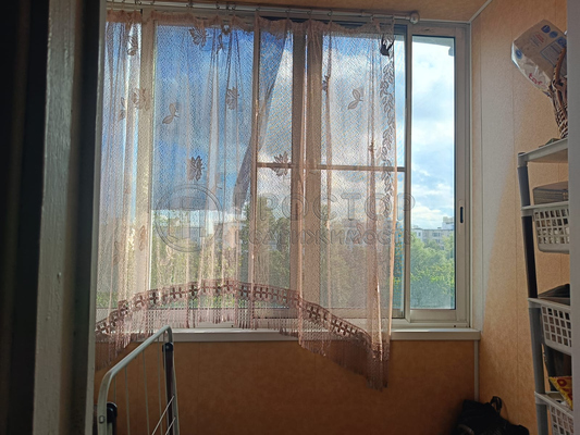 Продам трехкомнатную (3-комн.) квартиру, Молдагуловой ул, 30, Москва г