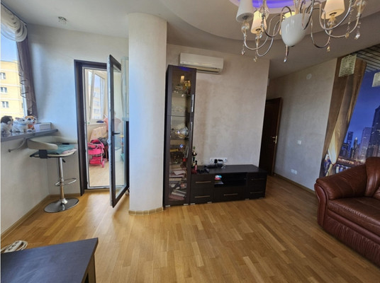 Продам трехкомнатную (3-комн.) квартиру, Калинина ул, 2, Ступино г