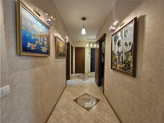 Продам трехкомнатную (3-комн.) квартиру, Калинина ул, 2, Ступино г