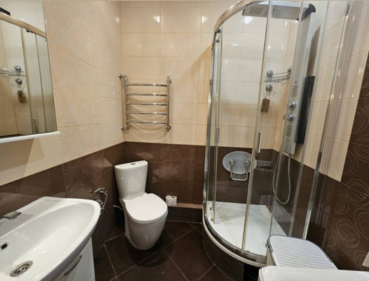 Продам трехкомнатную (3-комн.) квартиру, Калинина ул, 2, Ступино г
