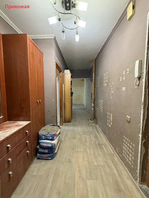 Продам трехкомнатную (3-комн.) квартиру, Белая ул, 18, Андреевка рп