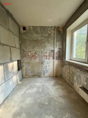 Продам трехкомнатную (3-комн.) квартиру, Белая ул, 18, Андреевка рп