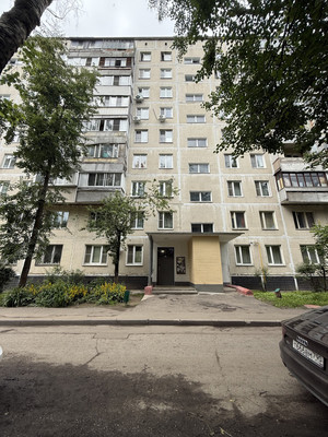 Продам трехкомнатную (3-комн.) квартиру, Белая ул, 18, Андреевка рп