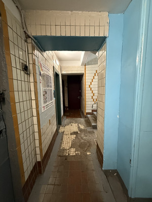 Продам трехкомнатную (3-комн.) квартиру, Белая ул, 18, Андреевка рп