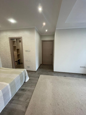 Продам двухкомнатную (2-комн.) квартиру, Авиаторов Балтики пр-кт, 7, Мурино п