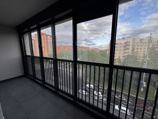 Продам трехкомнатную (3-комн.) квартиру, Светлановский пр-кт, 14к1, Санкт-Петербург г
