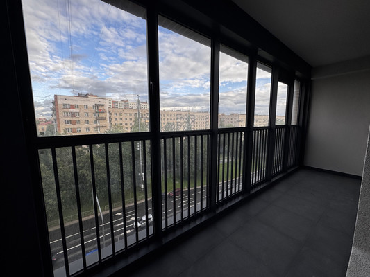 Продам трехкомнатную (3-комн.) квартиру, Светлановский пр-кт, 14к1, Санкт-Петербург г