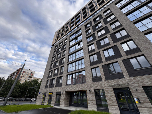 Продам трехкомнатную (3-комн.) квартиру, Светлановский пр-кт, 14к1, Санкт-Петербург г
