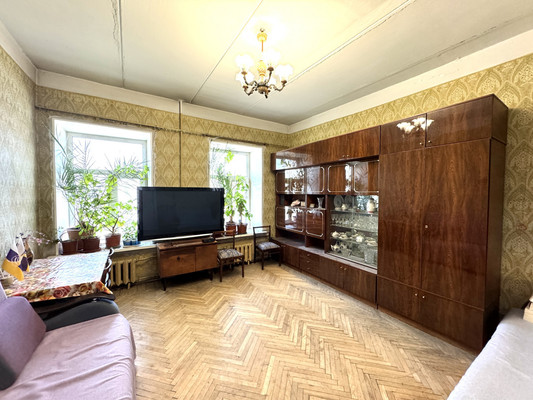 Продам трехкомнатную (3-комн.) квартиру, Лиговский пр-кт, 109, Санкт-Петербург г