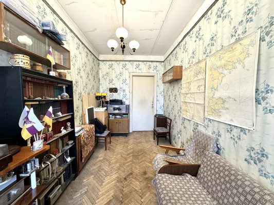 Продам трехкомнатную (3-комн.) квартиру, Лиговский пр-кт, 109, Санкт-Петербург г