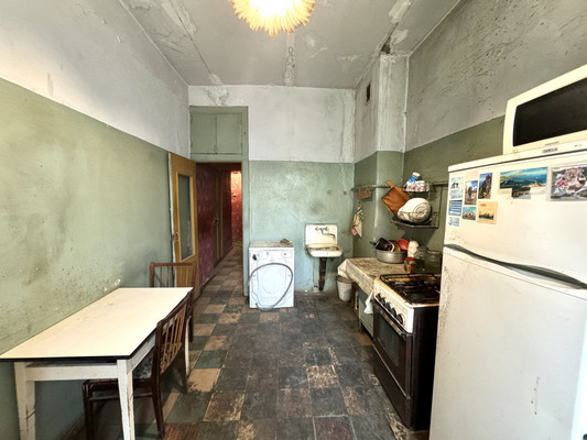 Продам трехкомнатную (3-комн.) квартиру, Лиговский пр-кт, 109, Санкт-Петербург г