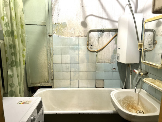 Продам трехкомнатную (3-комн.) квартиру, Лиговский пр-кт, 109, Санкт-Петербург г