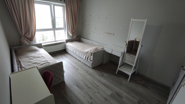 Продам трехкомнатную (3-комн.) квартиру, многоэтажной жилой застройки Мелодия лес кв-л, 8, Голубое д