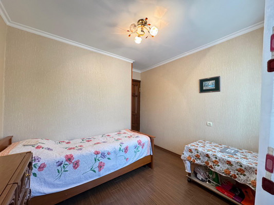 Продам двухкомнатную (2-комн.) квартиру, Ватутина ул, 20, Нальчик г