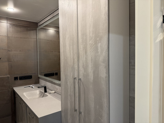 Продам трехкомнатную (3-комн.) квартиру, Фикрята Табеева ул, 3, Казань г